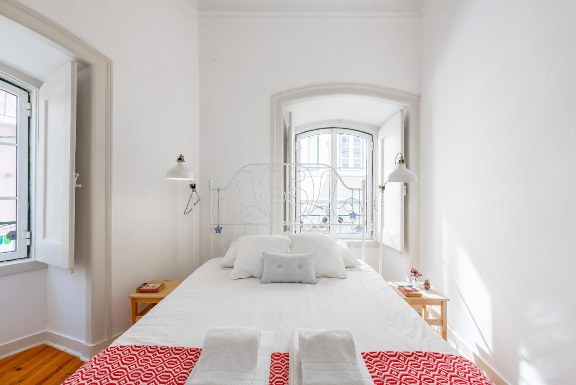 Spacious, Bright And Sunny Apartment, By Timecooler Lisboa Екстериор снимка
