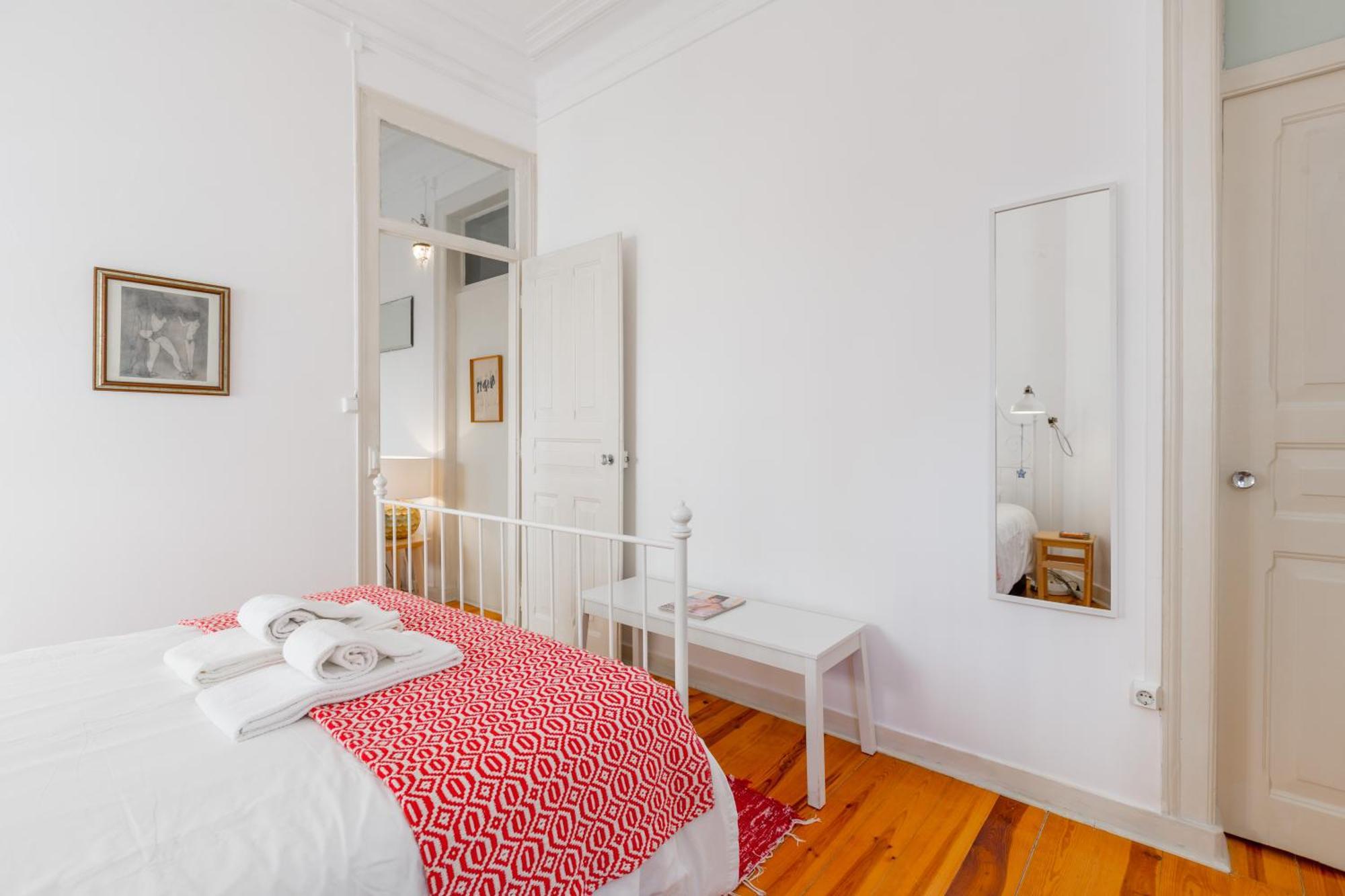 Spacious, Bright And Sunny Apartment, By Timecooler Lisboa Екстериор снимка