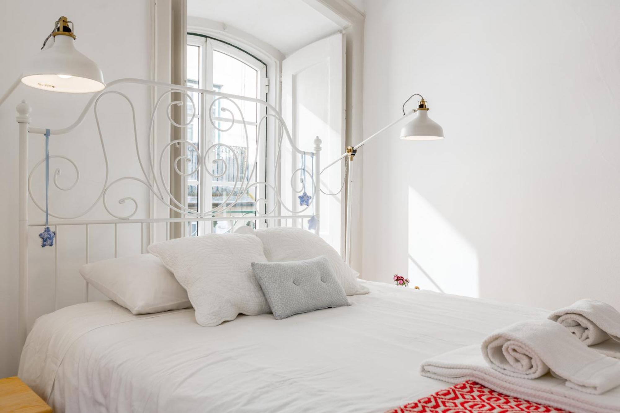 Spacious, Bright And Sunny Apartment, By Timecooler Lisboa Екстериор снимка