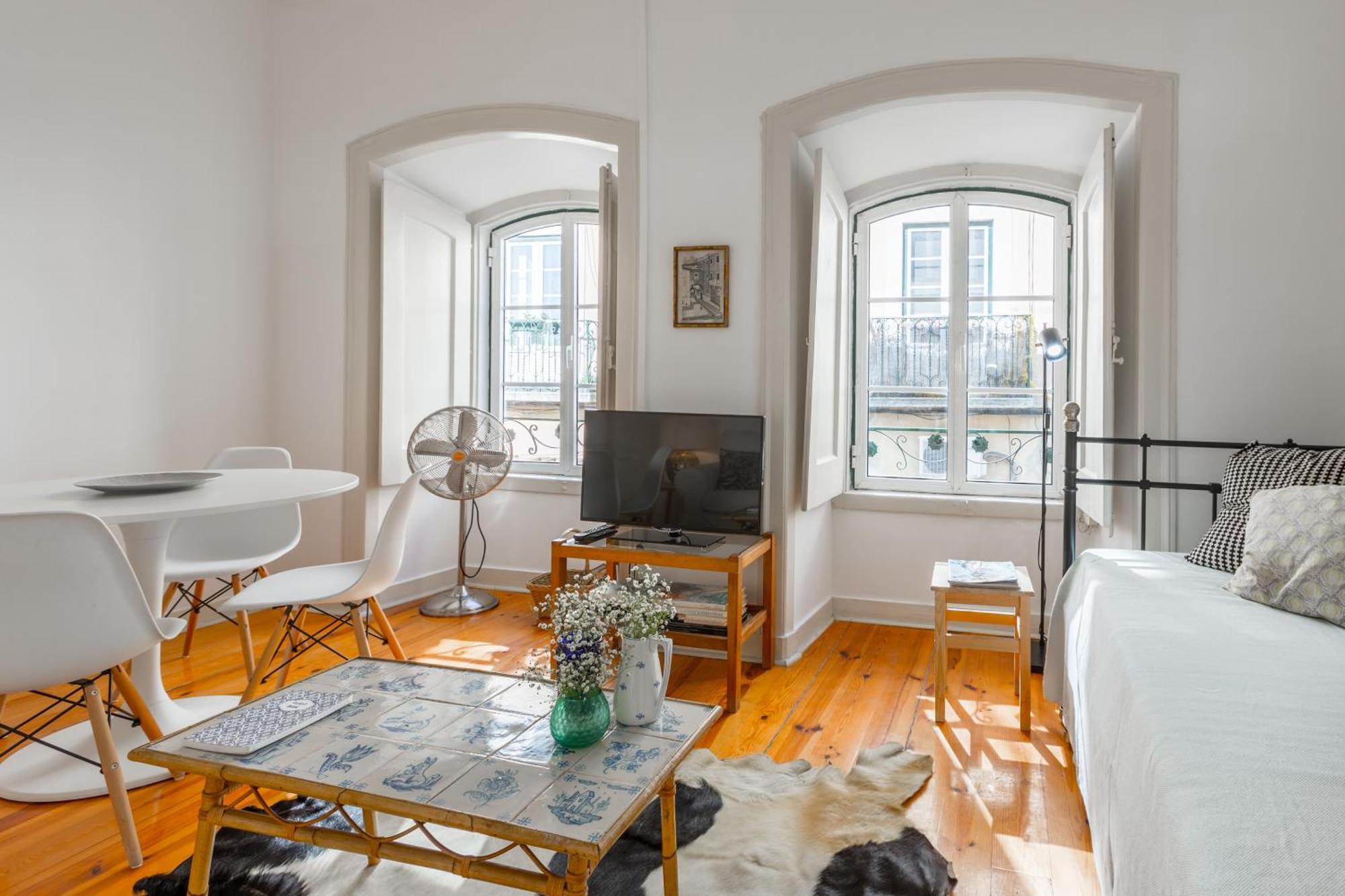 Spacious, Bright And Sunny Apartment, By Timecooler Lisboa Екстериор снимка